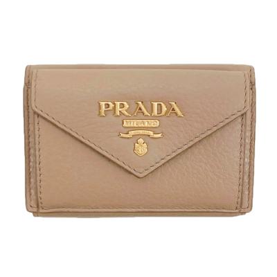 美品⭐︎プラダ 三つ折り財布 ダイノ ゴールド金具 レザー レッド NERO 大人気】プラダ 三つ折り財布 ダイノ ゴールド金具 レザー