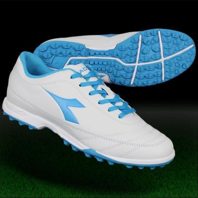 DIADORA サッカートレーニングシューズ｜スパイク、シューズ｜サッカー