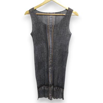 プリーツプリーズイッセイミヤケ（レディースタンクトップ）（性別