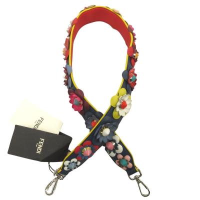 SALE FENDI ストラップユー　花モチーフ付きストラップ FENDI フェンディ ストラップユー ロング ショルダーストラップ