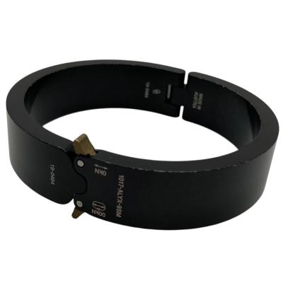 アリクス レザーバングル 黒 ALYX レザーブレスレット 本革 リアルレザー バングル アリクス