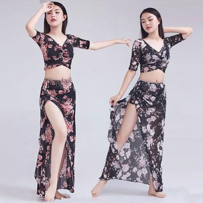 ベリーダンス レッスン着 セットアップ 花柄（スポーツ用品）の