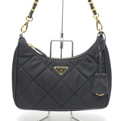 PRADA キルティング バッグの商品一覧 通販 - Yahoo!ショッピング