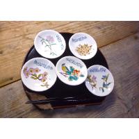 九谷焼 小皿揃え 草花絵変り 3寸花びら型 裏絵(kutani dish set) ギフト 内祝 小皿 お皿セット 取り皿 和食器 おしゃれ 百華園 花鳥 花柄　 | 百華園(登録商標)