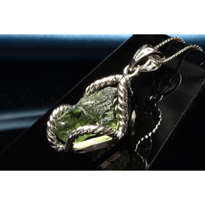 モルダバイト ペンダントの商品一覧 通販 - Yahoo!ショッピング