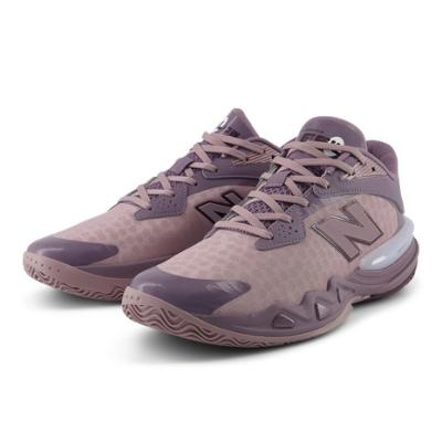 New Balance バッシュ、バスケットボールシューズ（色：パープル系