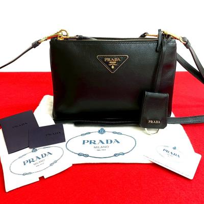 希少 PRADA プラダ ナイロン ショルダーバッグ サコッシュ グレー系 PRADA プラダ ナイロンxサフィアーノレザー ショルダー バッグ