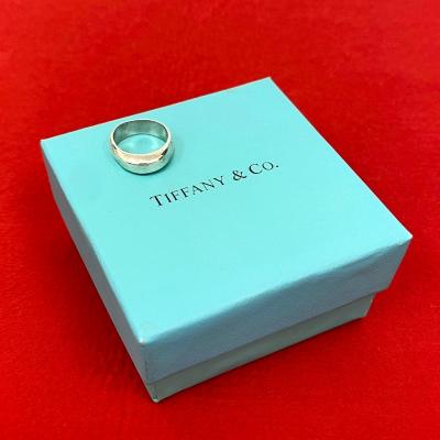 ティファニーナイフエッジ（リング、指輪）｜レディースアクセサリー