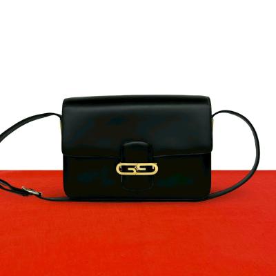 美品❣️GUCCI ショルダーバッグ 黒 本革 グッチショルダーバッグブラックの商品一覧 通販 - Yahoo!ショッピング