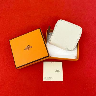 【箱付き】エルメス アザップ コンパクト シルクイン アイボリー 小銭入れ エルメスシルクインコンパクトの商品一覧 通販 - Yahoo!ショッピング