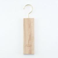 シセイ shesay 清涼感あふれる爽やかな木の香りの くすのき 防虫ハンギング （BROWN） | ブランド公式 LOCOMALL ロコモール