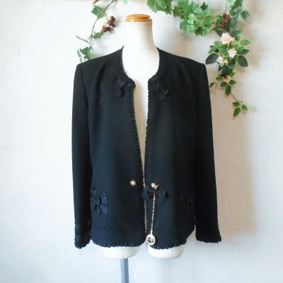 美品INGEBORGリボンモチーフ ブラックベルベットノーカラージャケット レディース ノーカラージャケット（INGEBORG）のおすすめ人気商品一覧