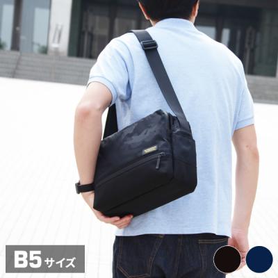 【美品】マンハッタンパッセージ エスト カモフラージュ　バッグ MANNHATTANN PASSAGE マンハッタンパッセージ #5585 B5