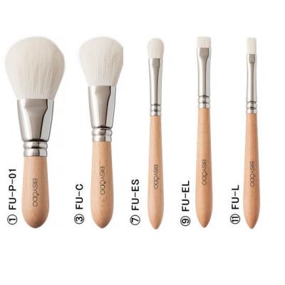 ウエダ美粧堂 化粧筆セット ウエダ美粧堂基本的なメイクに必要な筆をまとめました扱いやすい