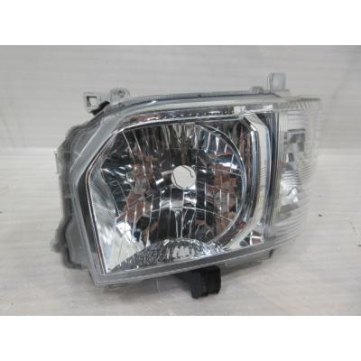 人気ハイエース純正ヘッドライト 新車外し品】トヨタ 200系 ハイエース 7型 純正 ハロゲン ヘッド