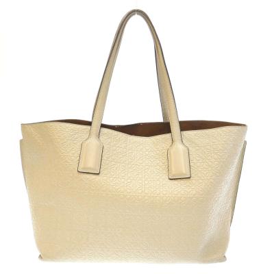 ロエベ ショッパートートバッグ アナグラム パテントレザー　ベージュ LOEWE 【極美品】 【ロエベ】 リピートアナグラム Tショッパー