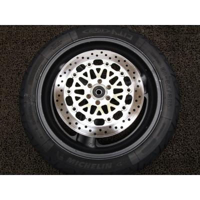 ホンダ ホーネット250（バイク用タイヤ、ホイール）｜バイク