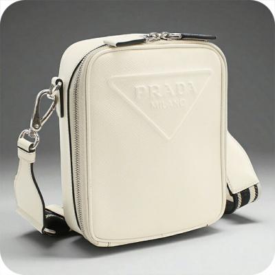 ✨美品✨ プラダ サフィアーノ ハンドバッグ ビジネス ホワイト 専用 プラダ PRADA サフィアーノ ホワイト 白 ゴールド