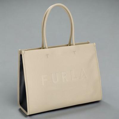 furla トートバッグ(レディーストートバッグ)(色:ベージュ系 furla トートバッグ(レディーストートバッグ)(色:ベージュ系