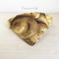 【じゃがいも柄】まじめな首輪・目立つバンダナ風／選べるアジャスター 猫首輪　安全　セーフティ