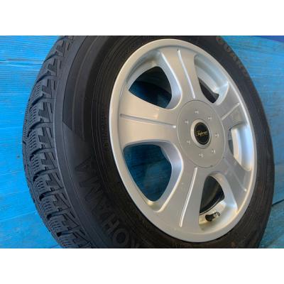 ハイエーススタッドレスタイヤホイールセット16インチ（BRIDGESTONE
