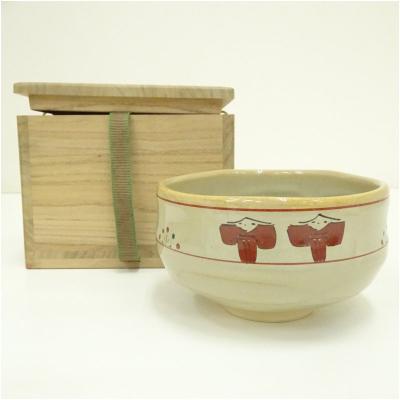 赤膚焼⭐️奈良絵⭐️寿飾り皿⭐️共箱付 赤膚焼⭐️奈良絵⭐️寿飾り皿⭐️共箱付 2025年最新】