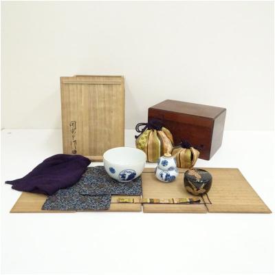 美品【桐溜 利休箱 仁清写3点セット付】佐々木麗峰 田中香泉 利休形茶箱 茶道具 茶道具 抹茶茶碗 利休七種 長次郎写 茶碗セット 昭楽 作 （桐箱