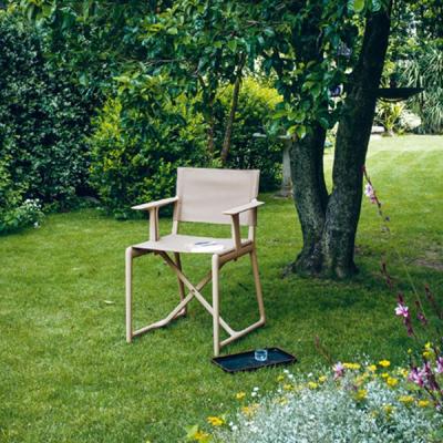 MAGIS ダイニングチェア（デザイナー：フィリップ・スタルク）の