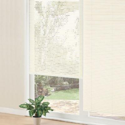 大人気　ニトリ　ホワイト ブラインド 　　2本 ニトリ ひもなし簡単昇降 木目調ブラインド(88X138 WH) : ニトリ