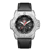 Luminox メンズ SEA ステンレススチール スイスクォーツウォッチ レザーストラップ付き ブラック 24 (モデル:3251) | IMPORT NOBUストア