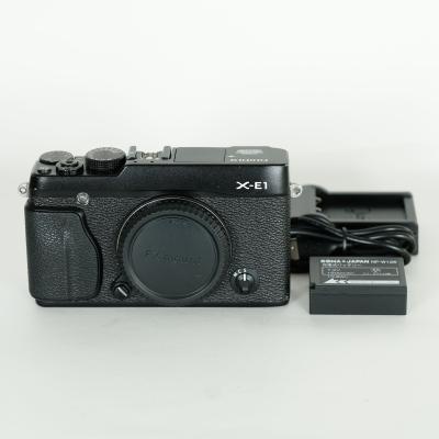 並品] FUJIFILM X-E1 ブラック / 富士フイルムXマウント