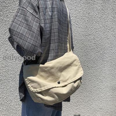 テック系 ワンショルダーバッグ メッセンジャーバッグ ニュースペーパーバッグ Amazon.co.jp: [クローム] ショルダーバッグ NEWSPAPER