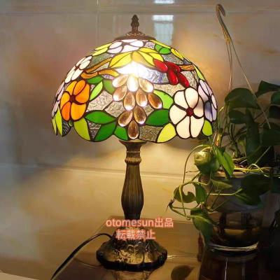 ステンドグラス　テーブルランプ　水芭蕉　訳アリ 楽天市場】【ふるさと納税】Nijiiro Lamp のステンドグラスの
