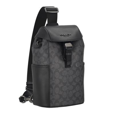 COACH ボディバッグ（色：ネイビー系）｜バッグ｜ファッション