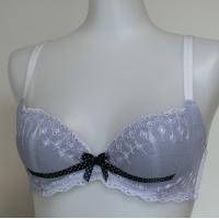 トリンプ Triumph ミークローゼット ブラジャー 通販 人気ランキング 価格 Com