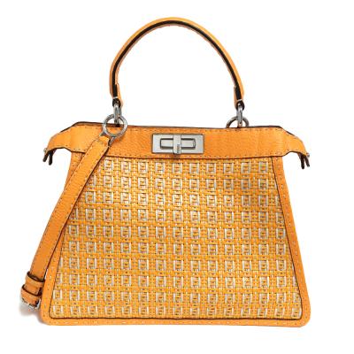 オレンジ レザーハンドバッグ　Fendi FENDI フェンディ ハンドバッグ – Trip