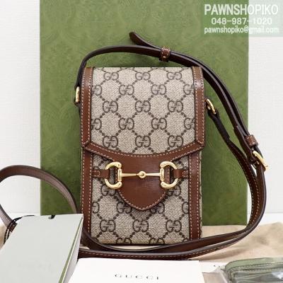 GUCCI グッチ　GGロゴ　キャンバス　ショルダーバッグ　ゴールド グッチ GUCCI グッチ GGキャンバス ゴールド金具 GGマーモント