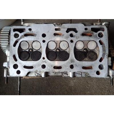 スズキ純正　エブリDA17W　エンジンシリンダーヘッド スズキ純正 エブリDA17W エンジンシリンダーヘッド （エブリイ
