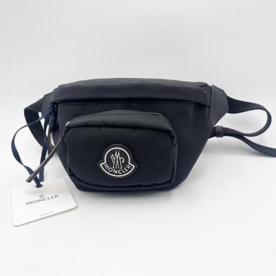MONCLER ボディバッグ｜バッグ｜ファッション おすすめ人気商品一覧