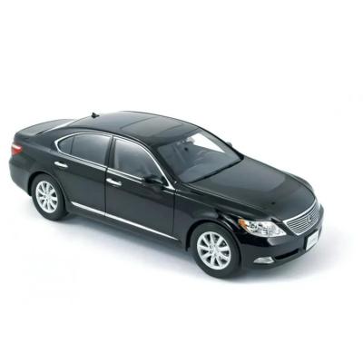 レクサスls ミニカー（ゲーム、おもちゃ）（スケール：1/18）の
