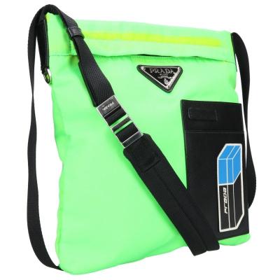PRADA メンズショルダーバッグ（色：グリーン系）｜バッグ