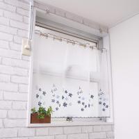 【cloth shop 布や】カフェ カーテン 小窓用 幅 約 100x丈70m [ボイル刺繍 ブルー] | RISE