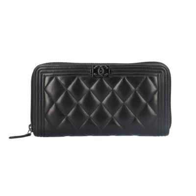 シャネル　ボーイシャネル　マトラッセ　ラウンドファスナー長財布　美品　2168 シャネル ボーイシャネル マトラッセ ラウンドファスナー長財布
