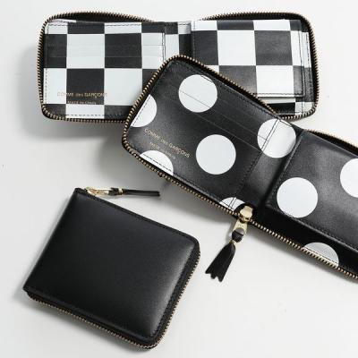 コムデギャルソン ポルカドット エンボス 二つ折り財布 エナメル