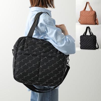 未使用！LeSportsac　マザーバック(オムツ換えシート付き) Lesportsac⭐︎ マザーズバッグ おむつ替えマット付き - メルカリ