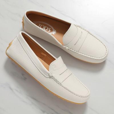 TOD'S トッズ ドライビングシューズ ローファー ホワイト 白 レディース TOD'S レディースローファー（色：ホワイト系）｜シューズ