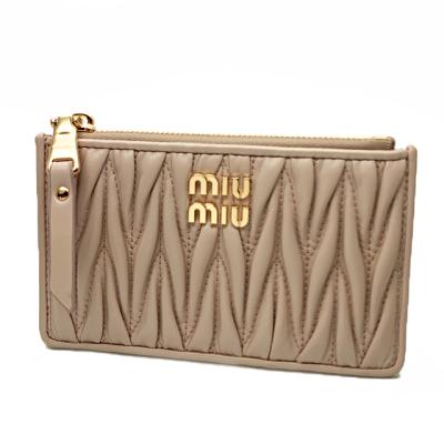 MIUMIUカードケースの商品一覧 通販 - Yahoo!ショッピング MIUMIUカードケースの商品一覧 通販 - Yahoo!ショッピング