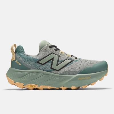 New Balance アウトドア トレイルランニングシューズ（色：グレー系