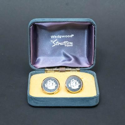 【美品レア】ウエッジウッド　カフリンクス　ブラックスター　0206 貴重 レア ウエッジウッド カフリンクス ブラックスター