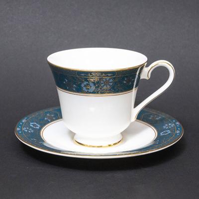 値下げ　ロイヤルドルトン　バークシャー　セット ロイヤルドルトン（Royal Doulton） バーズ（花器）